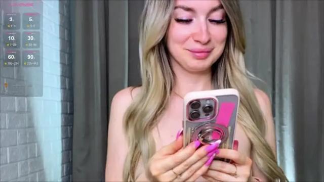 Image 3 of sapphirealice Stream on Chaturbate on 2 months ago