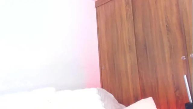 Image 10 of sara_699 Stream on Chaturbate on 5 days ago