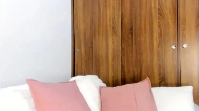 Image 10 of sara_699 Stream on Chaturbate on 1 month ago