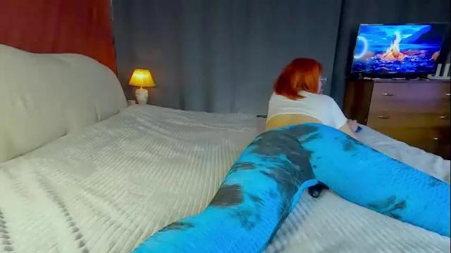 Image 2 of sara__foxy Stream on Chaturbate on 1 month ago