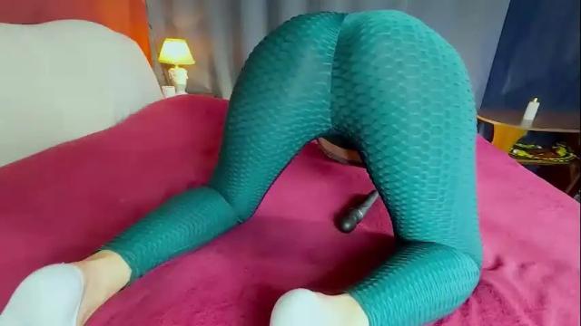 Image 11 of sara__foxy Stream on Chaturbate on 18 days ago
