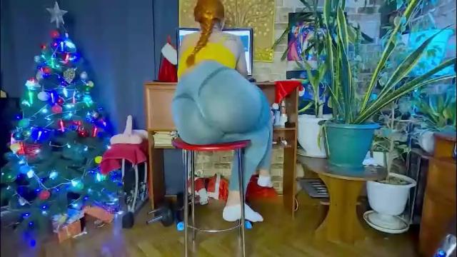 Image 3 of sara__foxy Stream on Chaturbate on 1 month ago