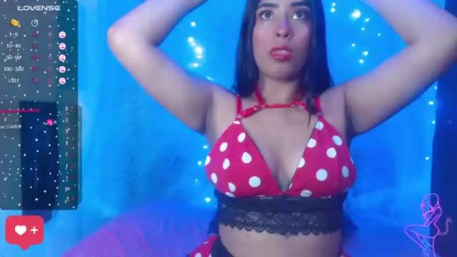 Image 11 of sara__grace Stream on Chaturbate on 18 months ago