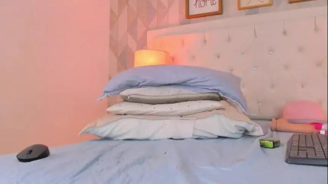 Image 2 of sara__williams Stream on Chaturbate on 1 month ago
