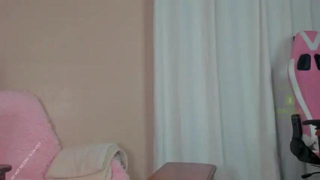 Image 6 of sara_alessandra Stream on Chaturbate on 20 months ago