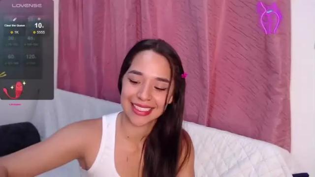 Image 2 of sara_bech Stream on Chaturbate on 16 months ago
