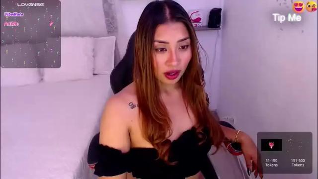 Image 2 of sara_bella1 Stream on Chaturbate on 2 months ago