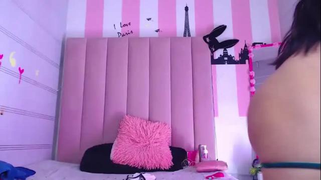 Image 6 of sara_caplerx Stream on Chaturbate on 2 months ago