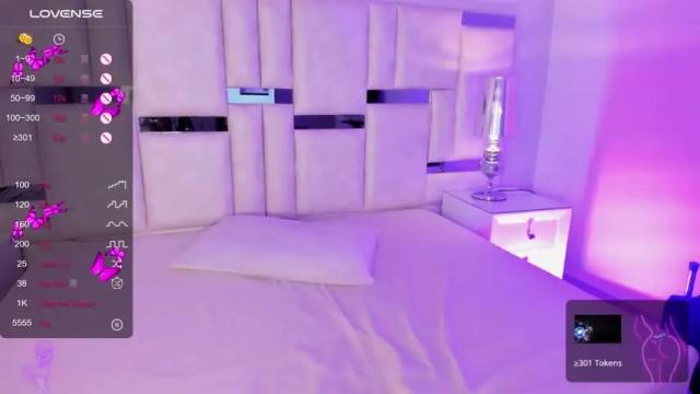 Image 7 of sara_cardona18 Stream on Chaturbate on 19 months ago