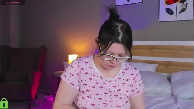 Image 7 of sara_carlson_ Stream on Chaturbate on 1 month ago