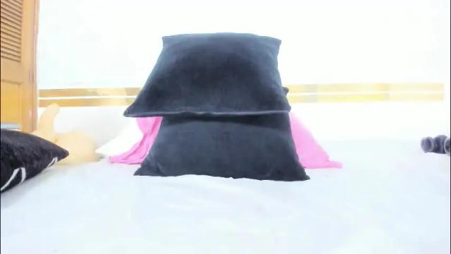 Image 11 of sara_collinnss Stream on Chaturbate on 20 days ago