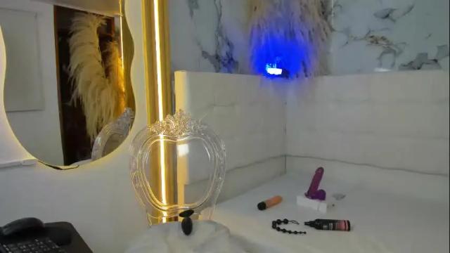 Image 8 of sara_davina Stream on Chaturbate on 1 month ago