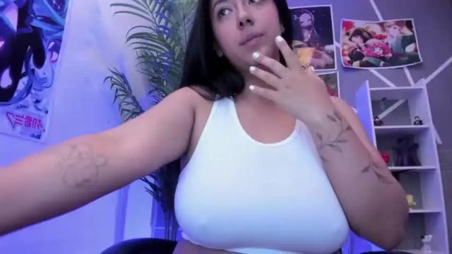 Image 10 of sara_garcia18 Stream on Chaturbate on 20 months ago