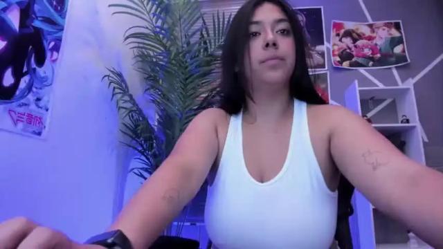 Image 7 of sara_garcia18 Stream on Chaturbate on 20 months ago