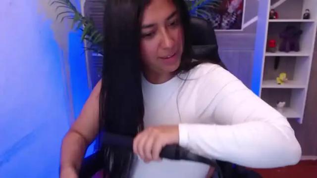 Image 6 of sara_garcia18 Stream on Chaturbate on 20 months ago