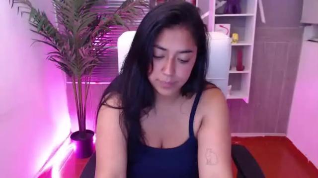 Image 7 of sara_garcia18 Stream on Chaturbate on 19 months ago