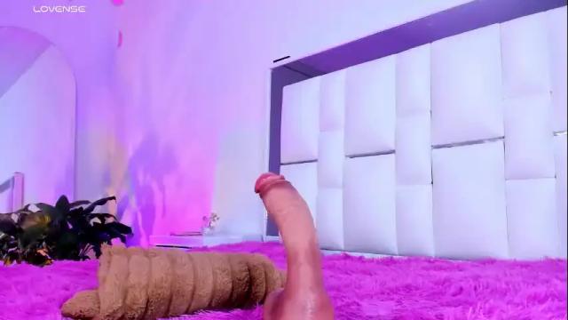 Thumbnail 1, sara_goddess01's Stream at Chaturbate, 25 days ago