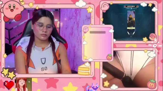 Image 4 of sara_hil Stream on Chaturbate on 1 month ago