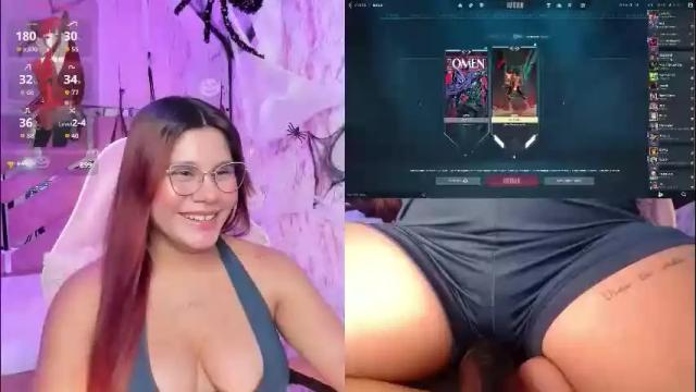 Image 12 of sara_hil Stream on Chaturbate on 6 days ago