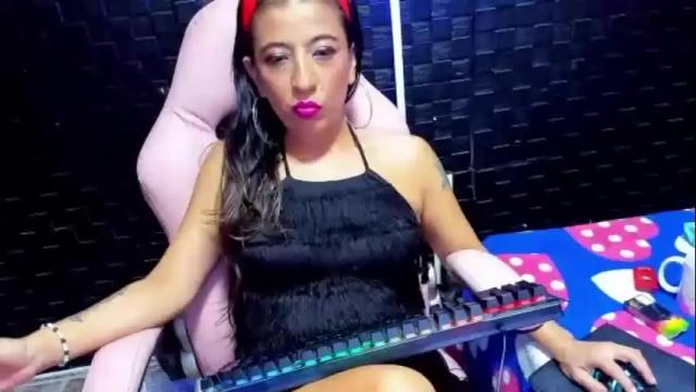 Image 6 of sara_hot_2 Stream on Chaturbate on 1 month ago