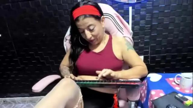 Image 11 of sara_hot_2 Stream on Chaturbate on 1 month ago