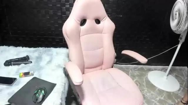 Image 4 of sara_hot_2 Stream on Chaturbate on 1 month ago