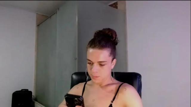 Image 4 of sara_johnson__ Stream on Chaturbate on 3 days ago