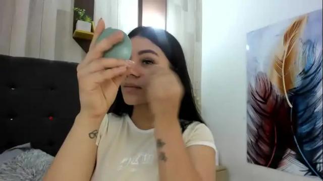 Image 3 of sara_johnsonn1 Stream on Chaturbate on 18 days ago