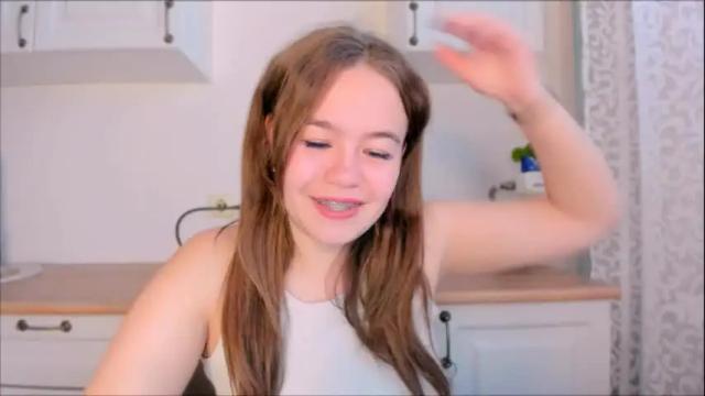 Image 11 of sara_kox Stream on Chaturbate on 22 days ago