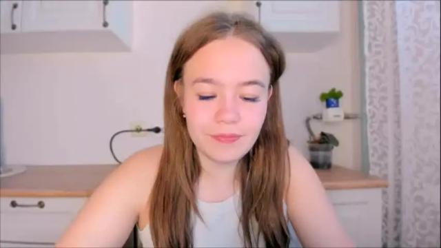 Image 12 of sara_kox Stream on Chaturbate on 22 days ago