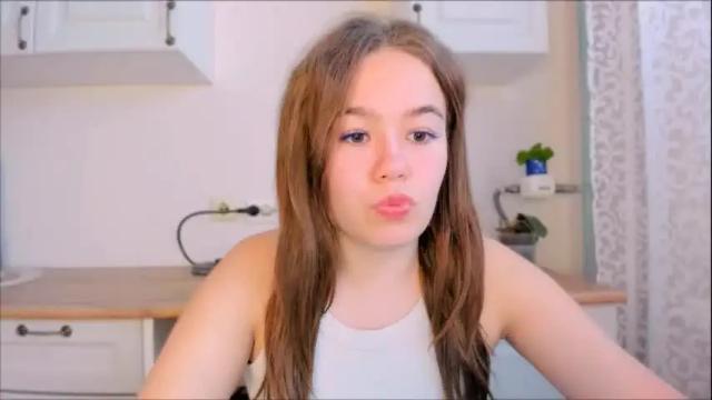 Image 4 of sara_kox Stream on Chaturbate on 22 days ago