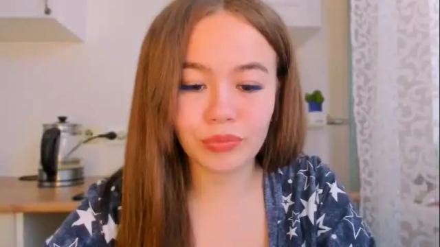 Image 12 of sara_kox Stream on Chaturbate on 1 day ago