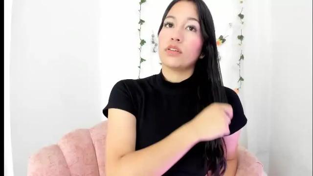 Image 2 of sara_kurt Stream on Chaturbate on 1 month ago
