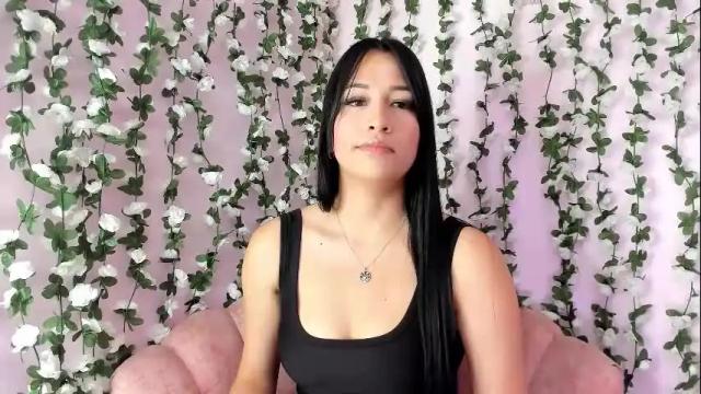 Image 4 of sara_kurt Stream on Chaturbate on 10 days ago