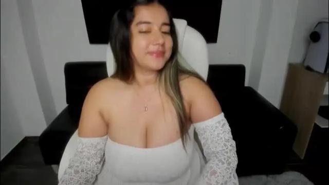 Image 7 of sara_lizcano Stream on Chaturbate on 2 months ago