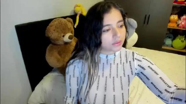 Image 4 of sara_lizcano Stream on Chaturbate on 1 month ago