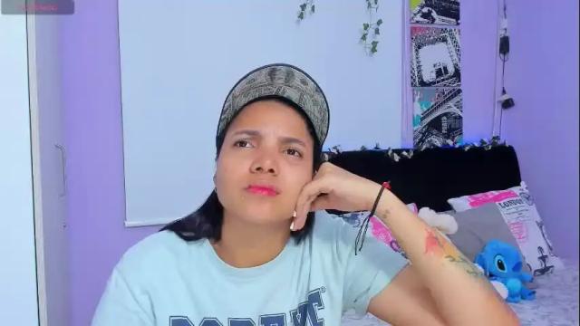 Image 6 of sara_mendez2_ Stream on Chaturbate on 1 month ago