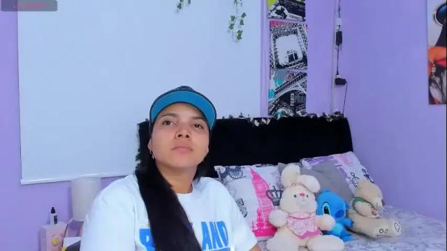Image 11 of sara_mendez2_ Stream on Chaturbate on 1 month ago