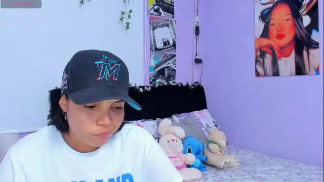 Image 6 of sara_mendez2_ Stream on Chaturbate on 1 month ago