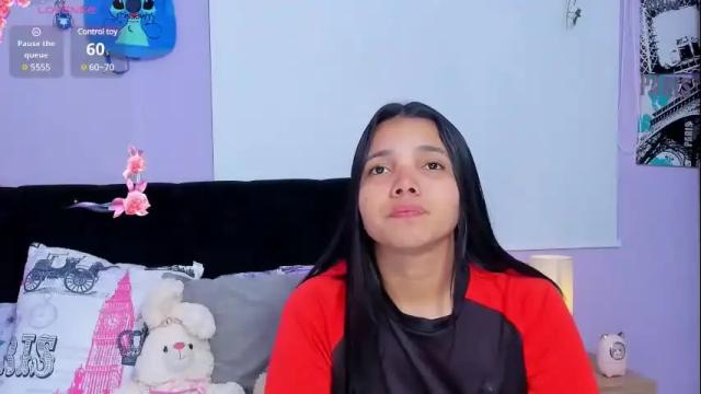 Image 3 of sara_mendez2_ Stream on Chaturbate on 10 days ago