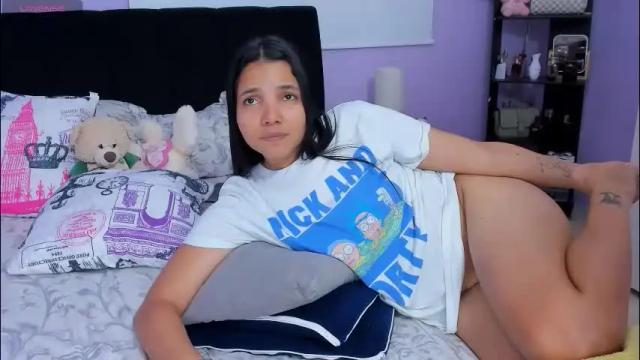 Image 11 of sara_mendez2_ Stream on Chaturbate on 6 days ago