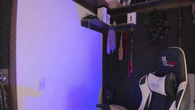 Image 12 of sara_mills30 Stream on Chaturbate on 2 months ago