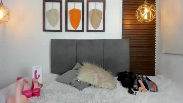 Image 12 of sara_parker22 Stream on Chaturbate on 3 months ago