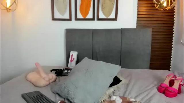 Image 6 of sara_parker22 Stream on Chaturbate on 2 months ago