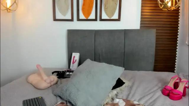 Image 7 of sara_parker22 Stream on Chaturbate on 2 months ago