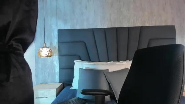 Image 2 of sara_stone17 Stream on Chaturbate on 1 month ago