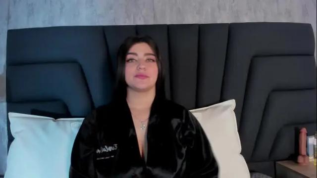 Image 3 of sara_stone17 Stream on Chaturbate on 22 days ago