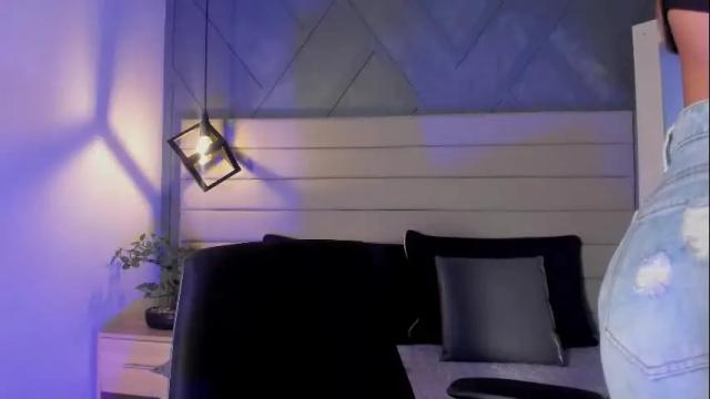 Image 8 of sara_stone17 Stream on Chaturbate on 13 days ago