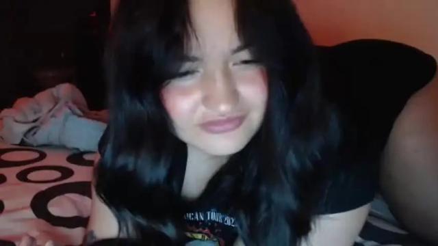 Image 6 of sara_valentina19 Stream on Chaturbate on 23 months ago