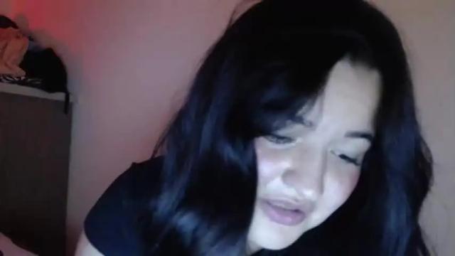 Image 8 of sara_valentina19 Stream on Chaturbate on 23 months ago